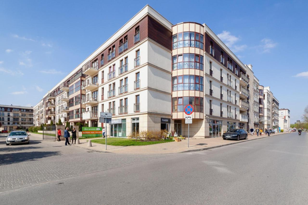 Wonderful Apartment Garden Residence By Noclegi Renters Cracovia Exterior foto
